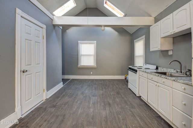 39 Cayadutta Street, Johnstown, NY 12095