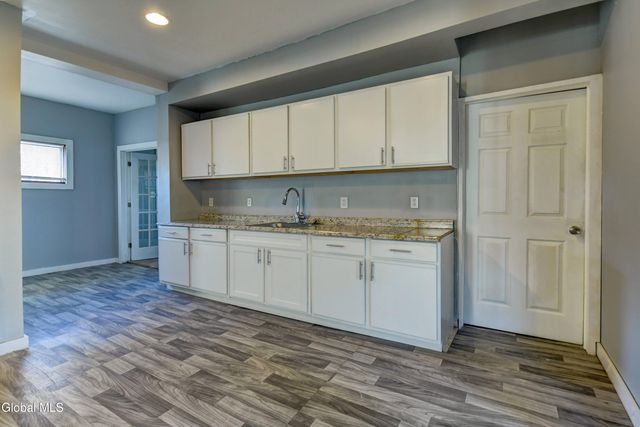 39 Cayadutta Street, Johnstown, NY 12095