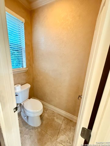 215 evans oak, San Antonio, TX 78260