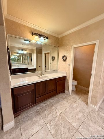 215 evans oak, San Antonio, TX 78260