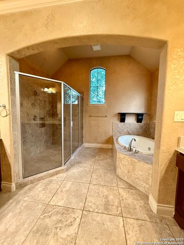 215 evans oak, San Antonio, TX 78260