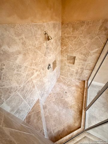 215 evans oak, San Antonio, TX 78260