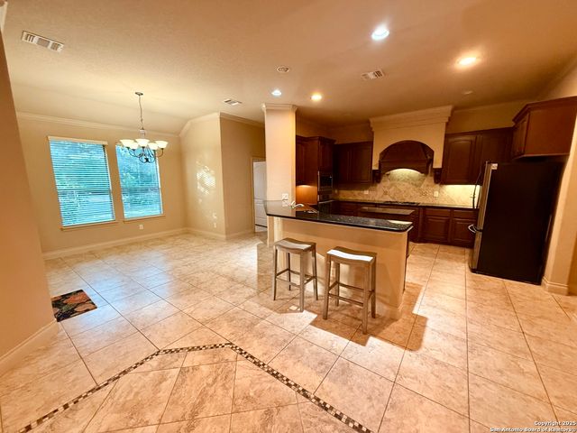 215 evans oak, San Antonio, TX 78260