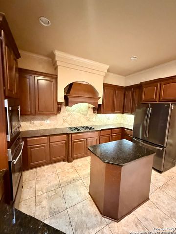 215 evans oak, San Antonio, TX 78260