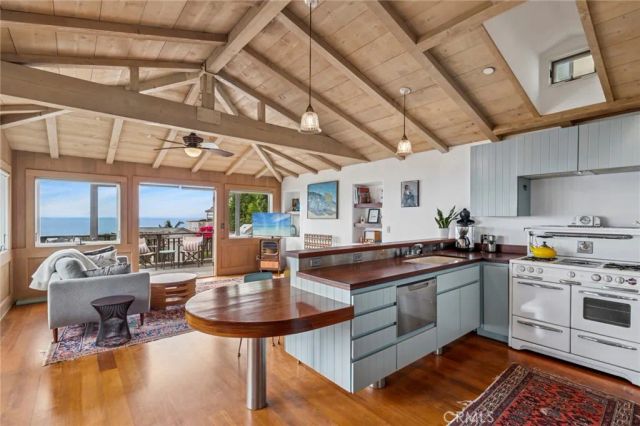 32036 Sunset, Laguna Beach, CA 92651