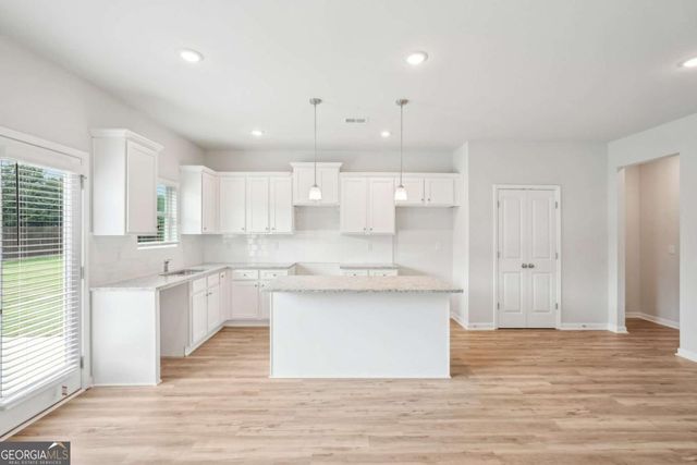 3031 Viewpark Circle, Conyers, GA 30013