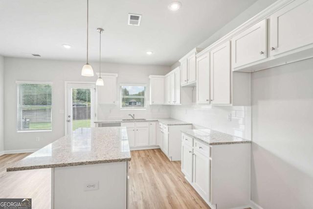 3031 Viewpark Circle, Conyers, GA 30013