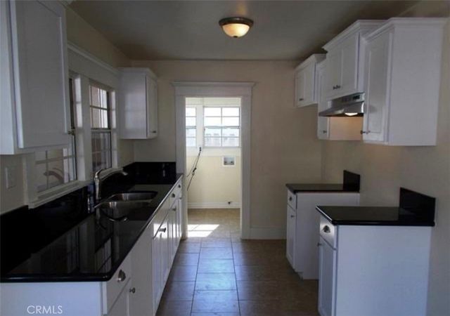 225 E 64th, Los Angeles, CA 90003