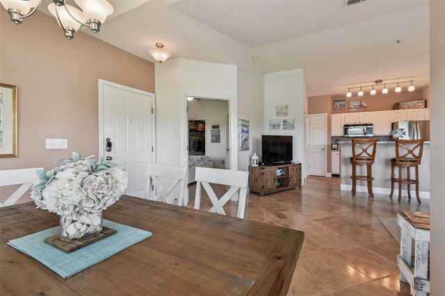 10764 70TH AVENUE 1306, Seminole, FL 33772