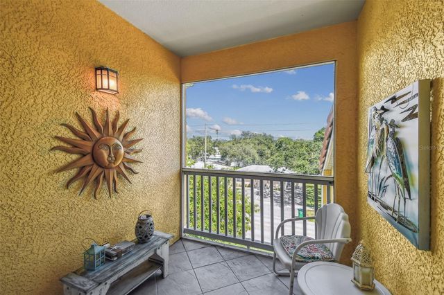 10764 70TH AVENUE 1306, Seminole, FL 33772