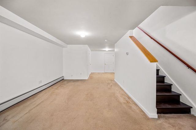 87 Juniper Drive, South Burlington, VT 05403