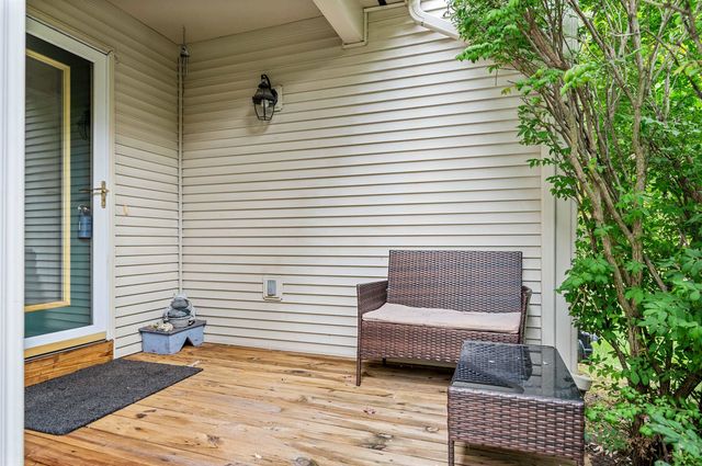 87 Juniper Drive, South Burlington, VT 05403