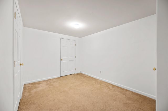 87 Juniper Drive, South Burlington, VT 05403