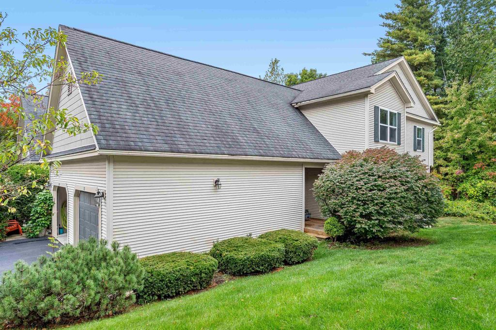 87 Juniper Drive, South Burlington, VT 05403