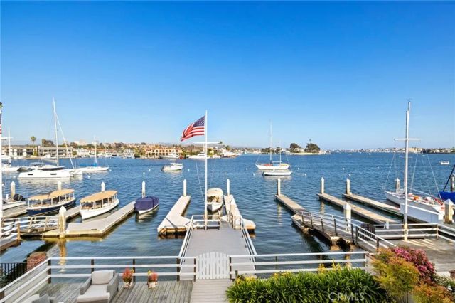 2732 Bayshore Drive, Newport Beach, CA 92663