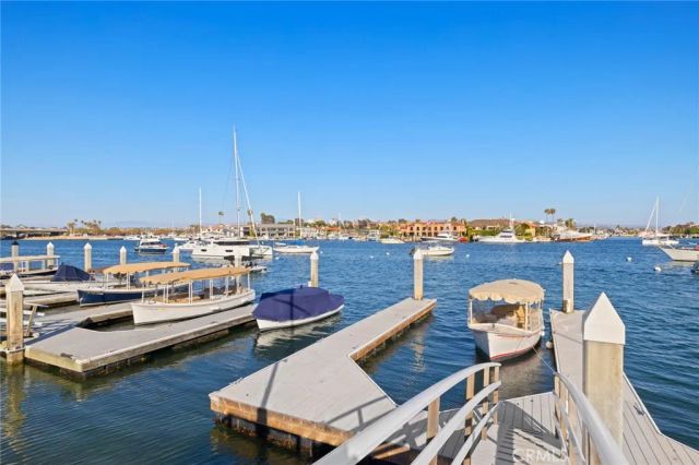 2732 Bayshore Drive, Newport Beach, CA 92663