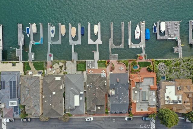 2732 Bayshore Drive, Newport Beach, CA 92663