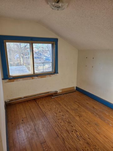 855 S Broadway Avenue, Springfield, MO 65806