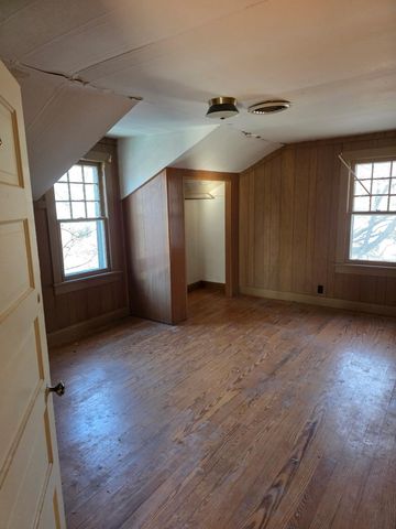 855 S Broadway Avenue, Springfield, MO 65806