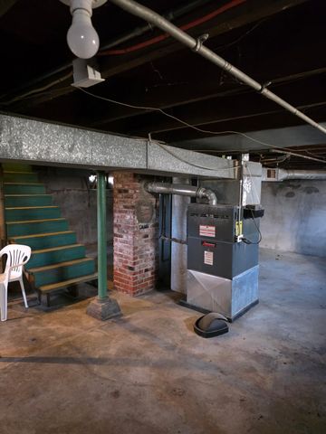 855 S Broadway Avenue, Springfield, MO 65806