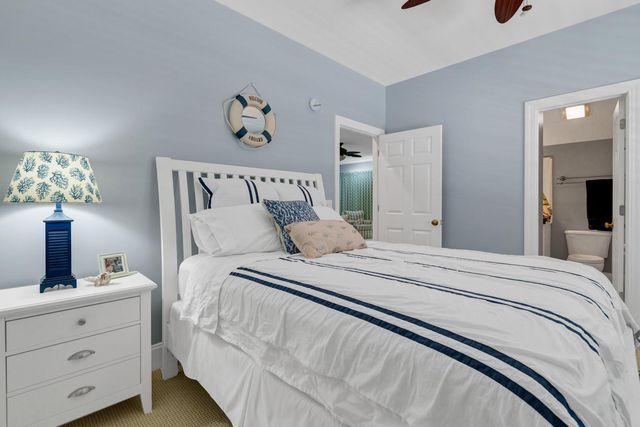 8 Battery Park Road, Edisto Island, SC 29438