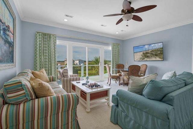 8 Battery Park Road, Edisto Island, SC 29438