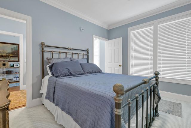 8 Battery Park Road, Edisto Island, SC 29438