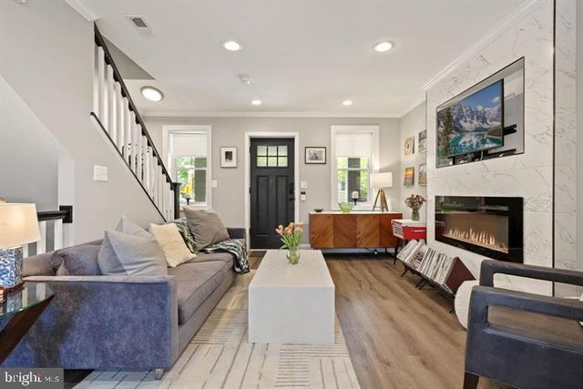 1634 RIDGE PL SE, Washington, DC 20020