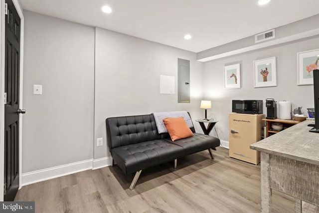 1634 RIDGE PL SE, Washington, DC 20020