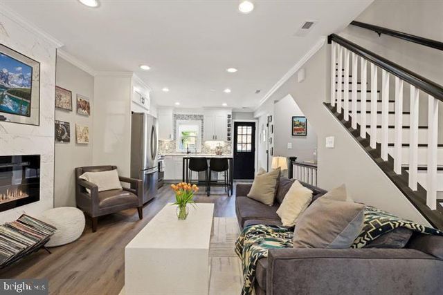 1634 RIDGE PL SE, Washington, DC 20020