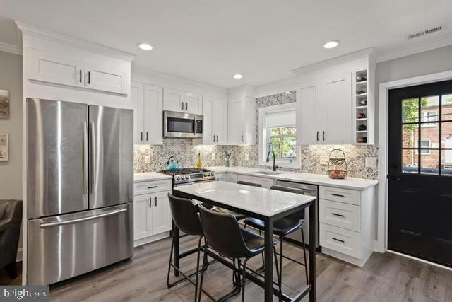 1634 RIDGE PL SE, Washington, DC 20020