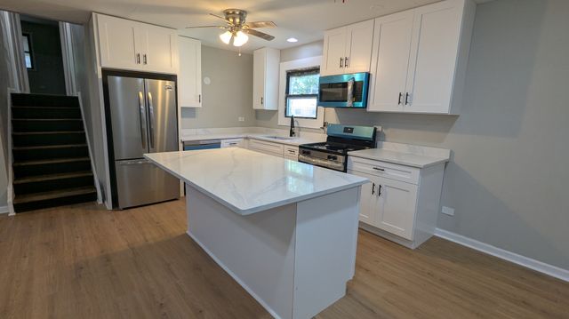 11808 S Sangamon Street, Chicago, IL 60643