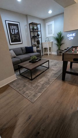 11808 S Sangamon Street, Chicago, IL 60643