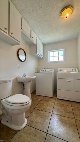 1607 Grimes RD, Hampton, VA 23663