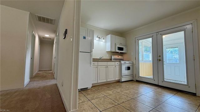 1607 Grimes RD, Hampton, VA 23663