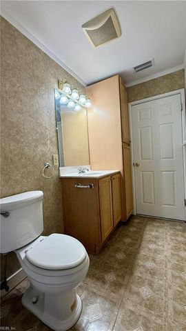 1607 Grimes RD, Hampton, VA 23663