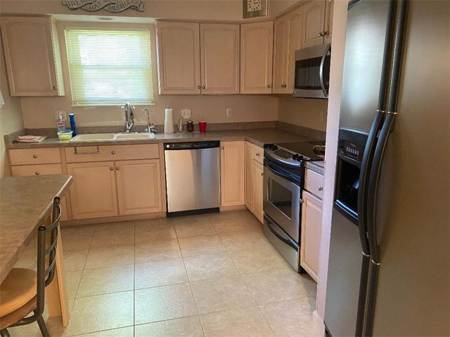 1530 King Richard Parkway, Miamisburg, OH 45342