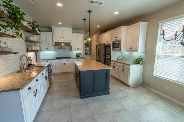 1105 Somerset Circle, Forney, TX 75126