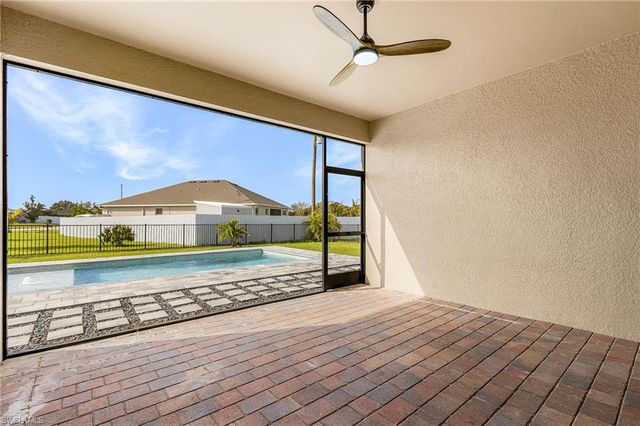 838 NW 2nd ST, Cape Coral, FL 33993