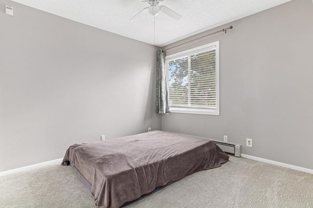 4710 58th Avenue N 221, Crystal, MN 55429