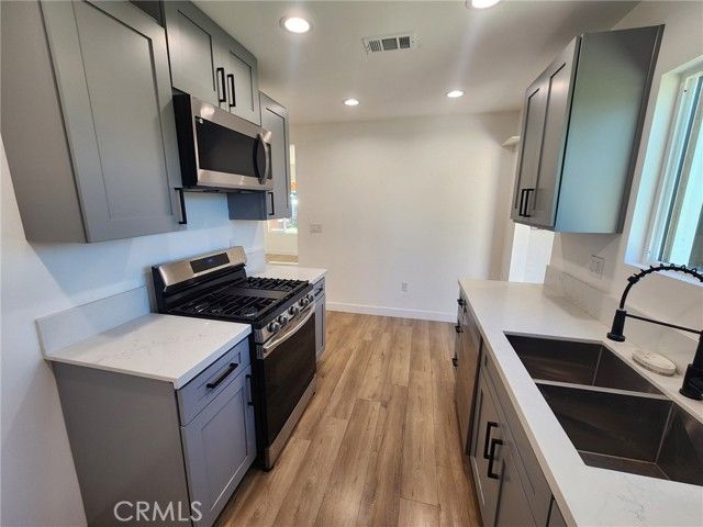 7665 Machrea, Tujunga (los Angeles), CA 91042