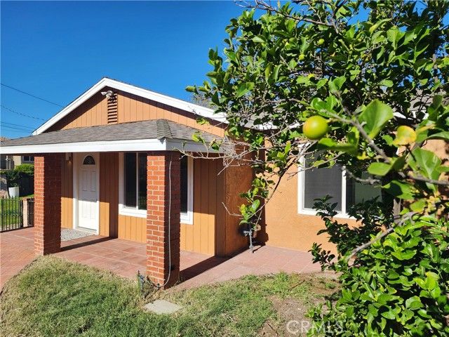 7665 Machrea, Tujunga (los Angeles), CA 91042