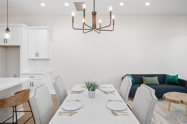 921 East 38th Street, Houston, TX 77022