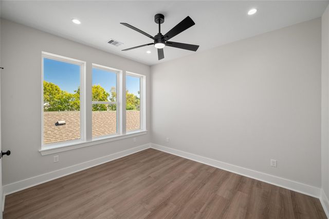 921 East 38th Street, Houston, TX 77022