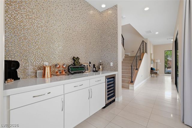 2 Garden Rain Drive, Las Vegas, NV 89135