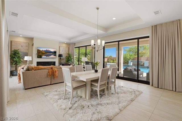 2 Garden Rain Drive, Las Vegas, NV 89135