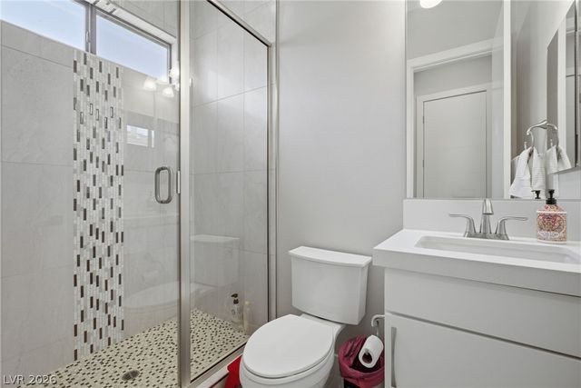 2 Garden Rain Drive, Las Vegas, NV 89135
