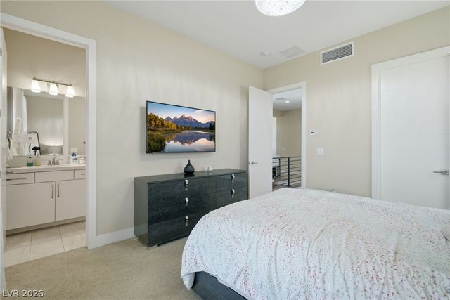 2 Garden Rain Drive, Las Vegas, NV 89135