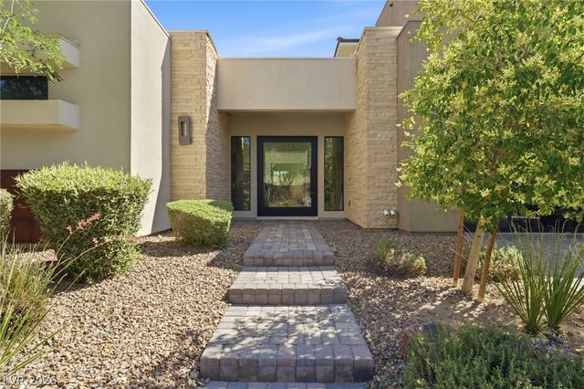 2 Garden Rain Drive, Las Vegas, NV 89135