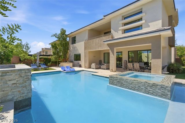 2 Garden Rain Drive, Las Vegas, NV 89135